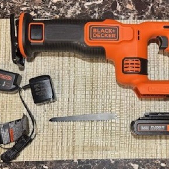 NWOT - Black & Decker BDCR20 20V MAX Cordless Reciprocating Saw - Picture 1 of 6